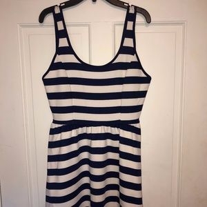 Forever 21 Sleeveless Dress